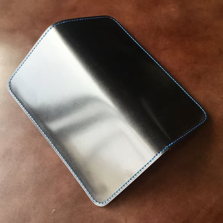 オイルコードバン黒×ルガトショルダーネイビー 長財布 小銭入れなし