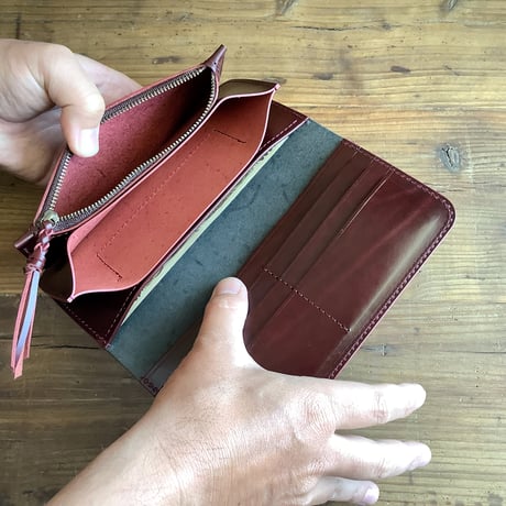 黒革×ルガトショルダーワイン  長財布 小銭入れあり