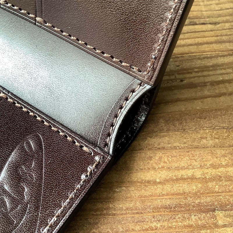 オイルコードバン黒×チョコ色牛革 二つ折り財布 小銭入れなし