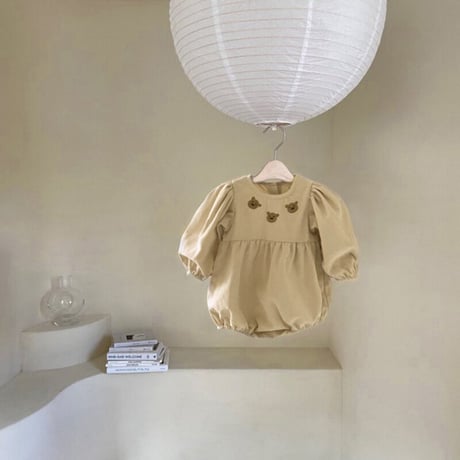 <即納/73sizeのみ>くま袖ボリュームロンパース