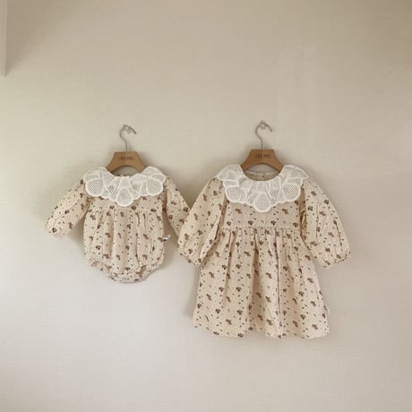 <即納/残り100sizeのみ>花柄長袖フリルワンピース