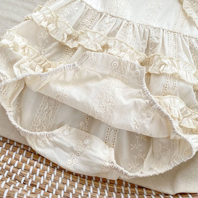 予約商品>BABY フリルキャミソールロンパース | SQUSQU