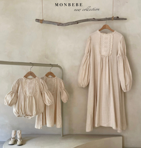 モンベベ　ワンピース monbebe Angel one-piece 韓国子供服 モンべべ ワンピース