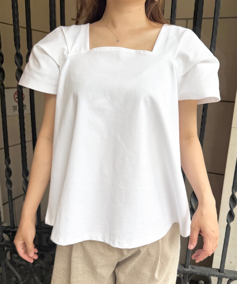 sukala♡アイボリーショート丈トップス 新品未開封】SUKALA ショートフレアタンクトップ アイボリーS