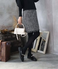 〈残りわずか〉tweed fringe brillant skirt