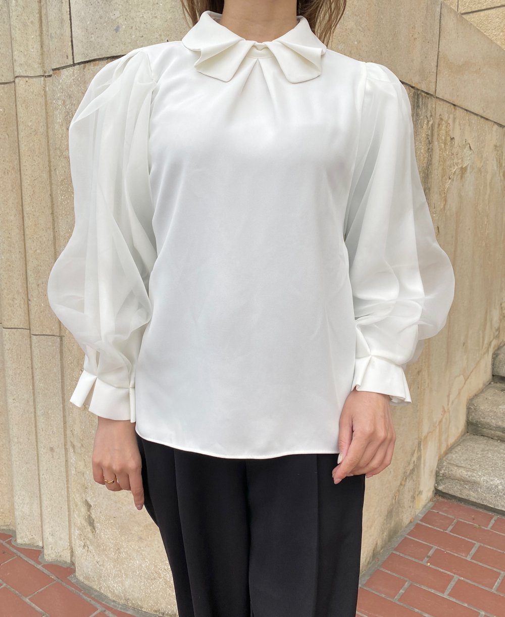 未使用【yo BIOTOP】cupro gather puff blouse yo BIOTOP】cupro gather puff blouse - メルカリ