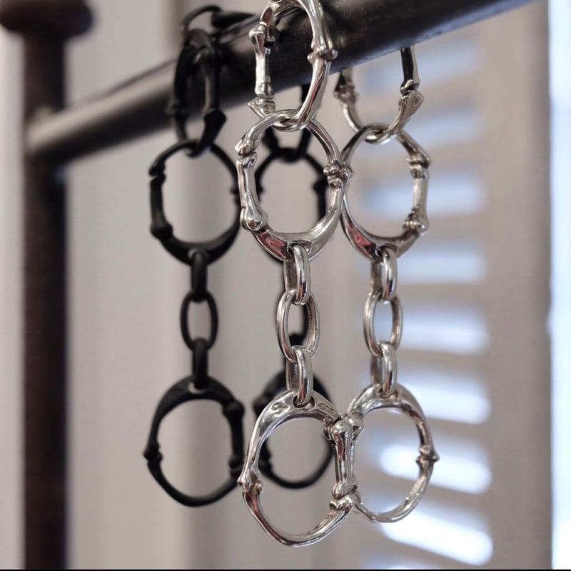 ネス BONESHAPED CARABINER BRACELET TAKAHIROMIYASHITATheSoloist. bone shaped carabiner bracelet