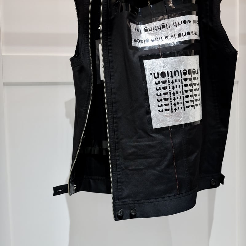 sleeveless side back zip work jacket? | TAKAHIR sleeveless side back zip work jacket? | TAKAHIR