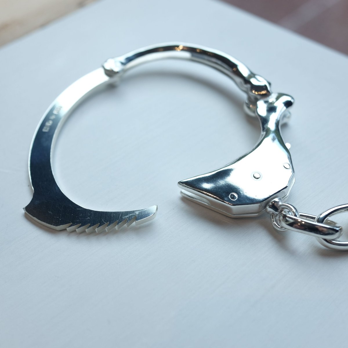 bone shaped handcuffs bracelet?-L- | TAKAHIROMI bone shaped handcuffs bracelet?-L- | TAKAHIROMI
