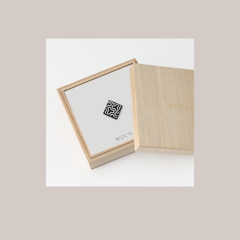 黒漆 蒔絵【毘沙門亀甲】／ピンブローチ | wochi-j.shop