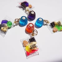 OKASHI BAG KEY-CHAIN 2