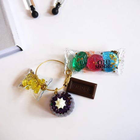 OISHI KEY-RING B -GRAPE JELLY-