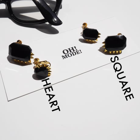 BLACK JEWELRY WITH STUDS EARRING
