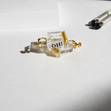 CRASH ROCK SQUARE EARRING