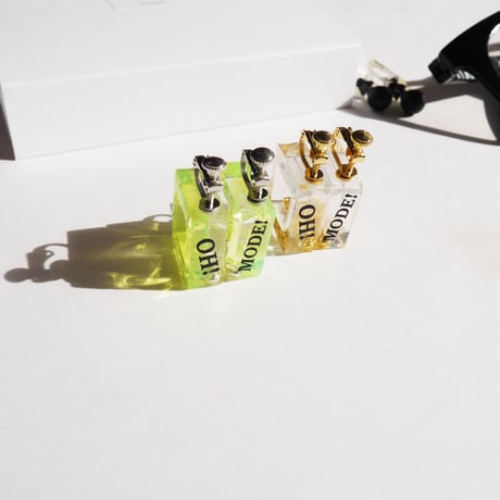 CRASH ROCK SQUARE EARRING