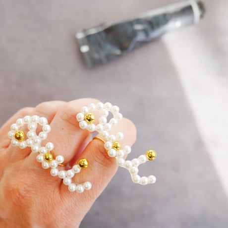 "Oui" Ring