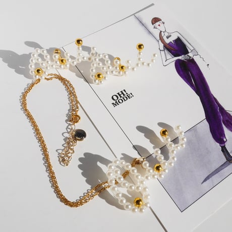 "Oui" Earring-cuff
