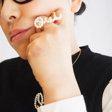 "Oui" Ring