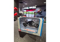 Bburago XDIAVEL S MY16 1/18モデル