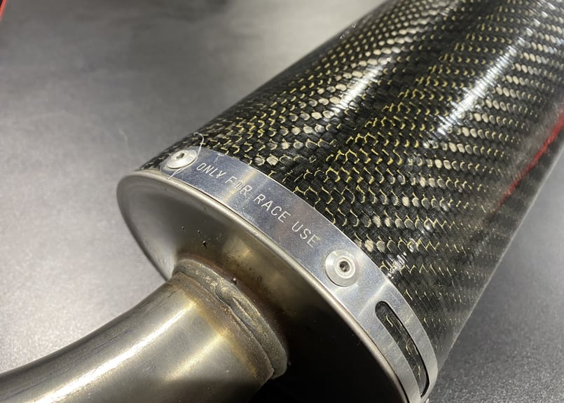 カーボン製スリップオン サイレンサーキット 96103402B for SBK 748-99
