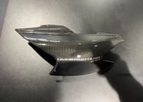 カーボン製右サイドパネル 482Z0011A for HYPERMOTARD