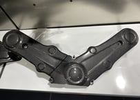 カーボン製エンジンベルトカバー 24511031A/24511041A セット