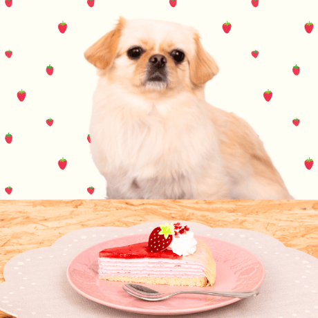 【期間限定】コミフ　いちごのミルクレープ