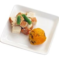 コミフデリ スモークチキンプレート