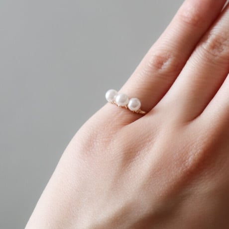 【ring】𝙽𝚘.𝟷𝟹 ゴールド × パール デザインリング (約9号)