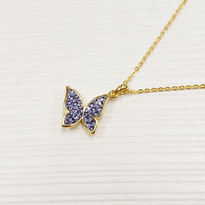 スワロフスキー🄬 バタフライチャームの ネックレス | 社交 スワロフスキー🄬 バタフライチャームの ネックレス | 社交