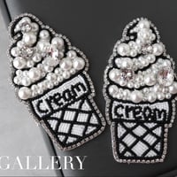 らくがきソフトクリームブローチ