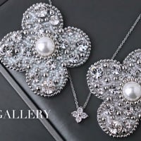 Signature Bloom シグネチャーブルーム  brooch