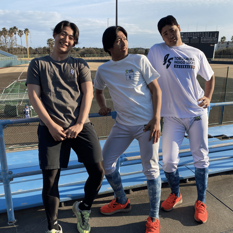 【関税送料込】STONE ワンポイン ロゴトTシャツ ISワンポイントロゴTシャツ チャコールグレー【送料込】 | 徳島