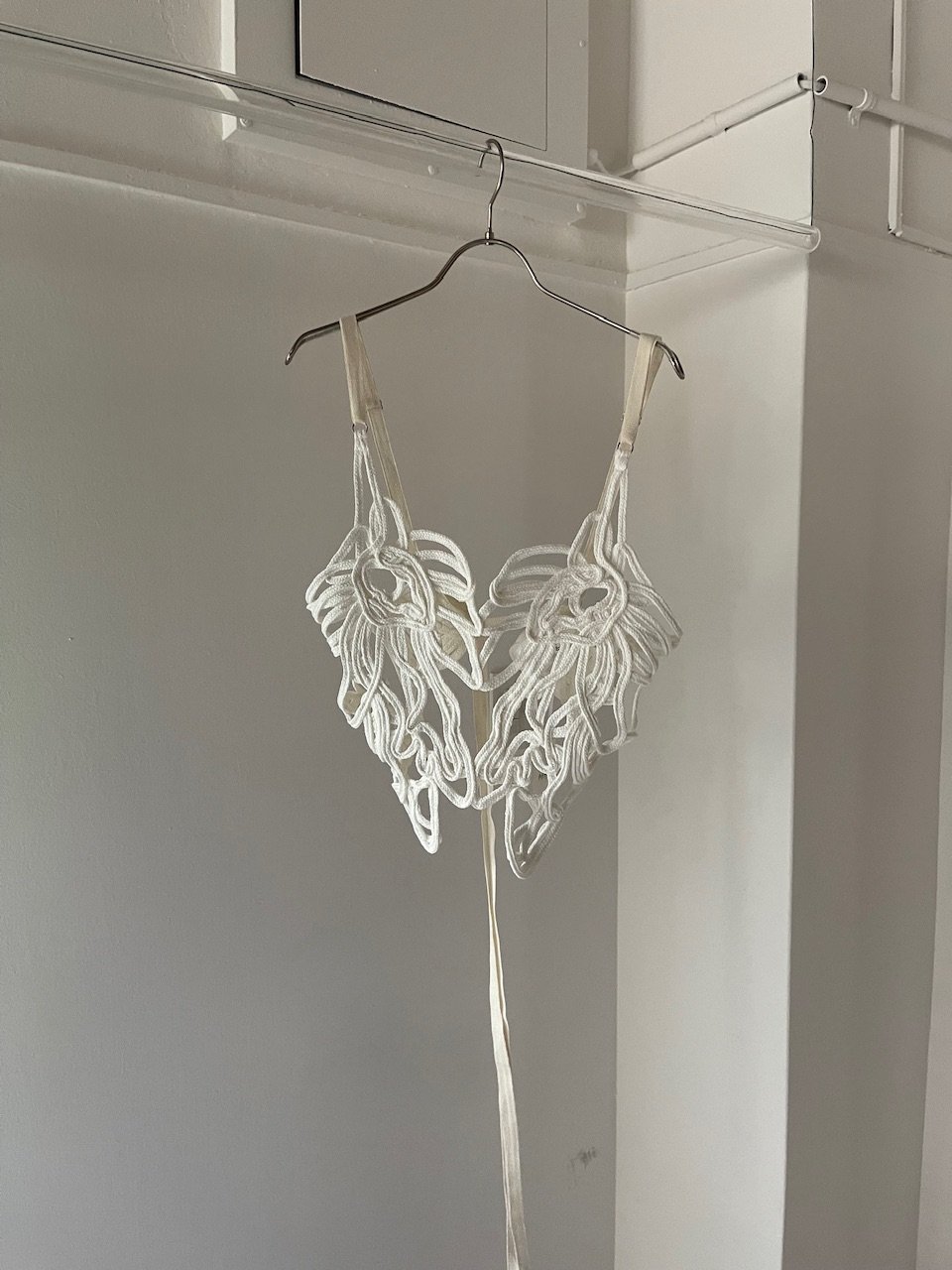 MUKASA Embroidery camisole