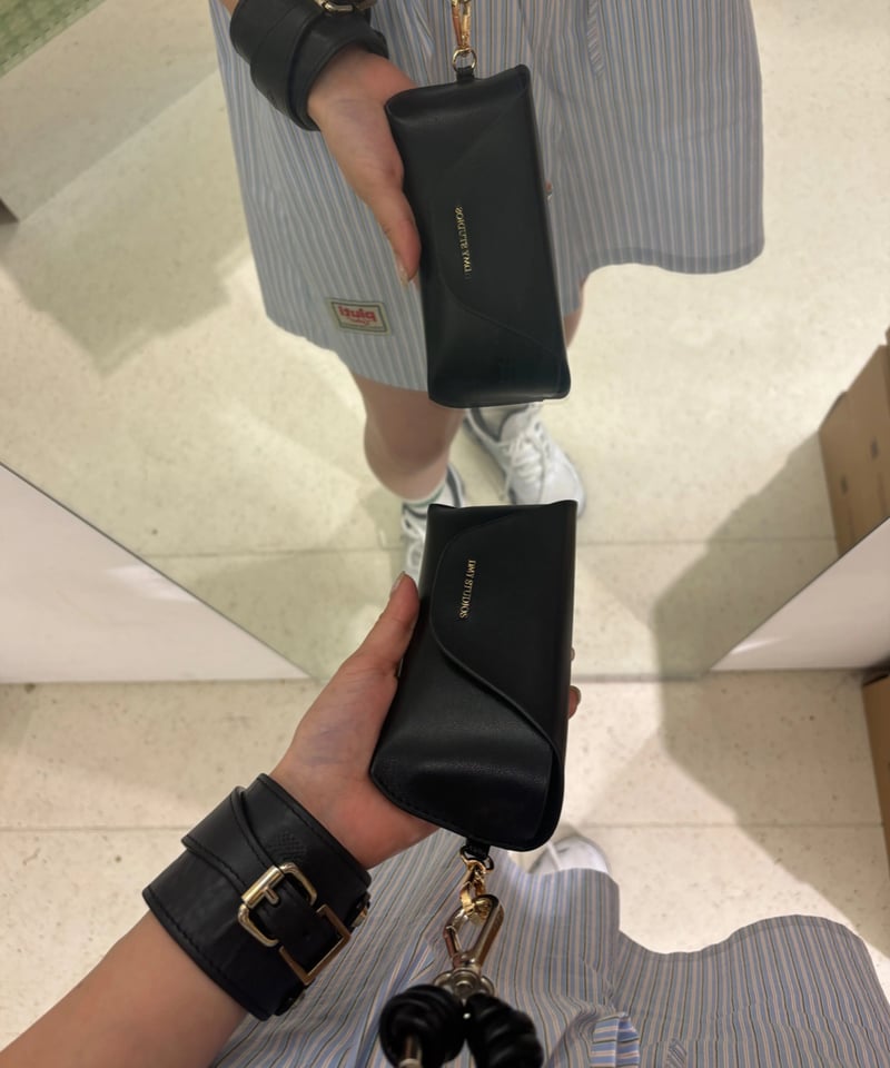 DMY studios / Valentina | JURK