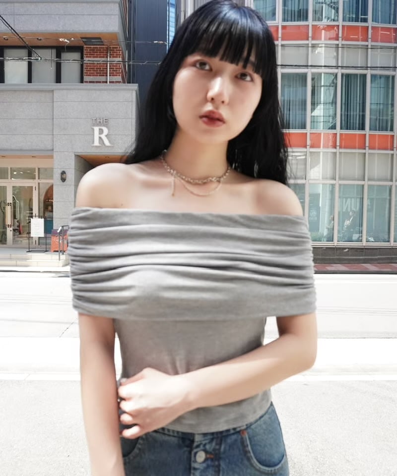 determ; / Collagen Gathered Off-sholder Top | JURK