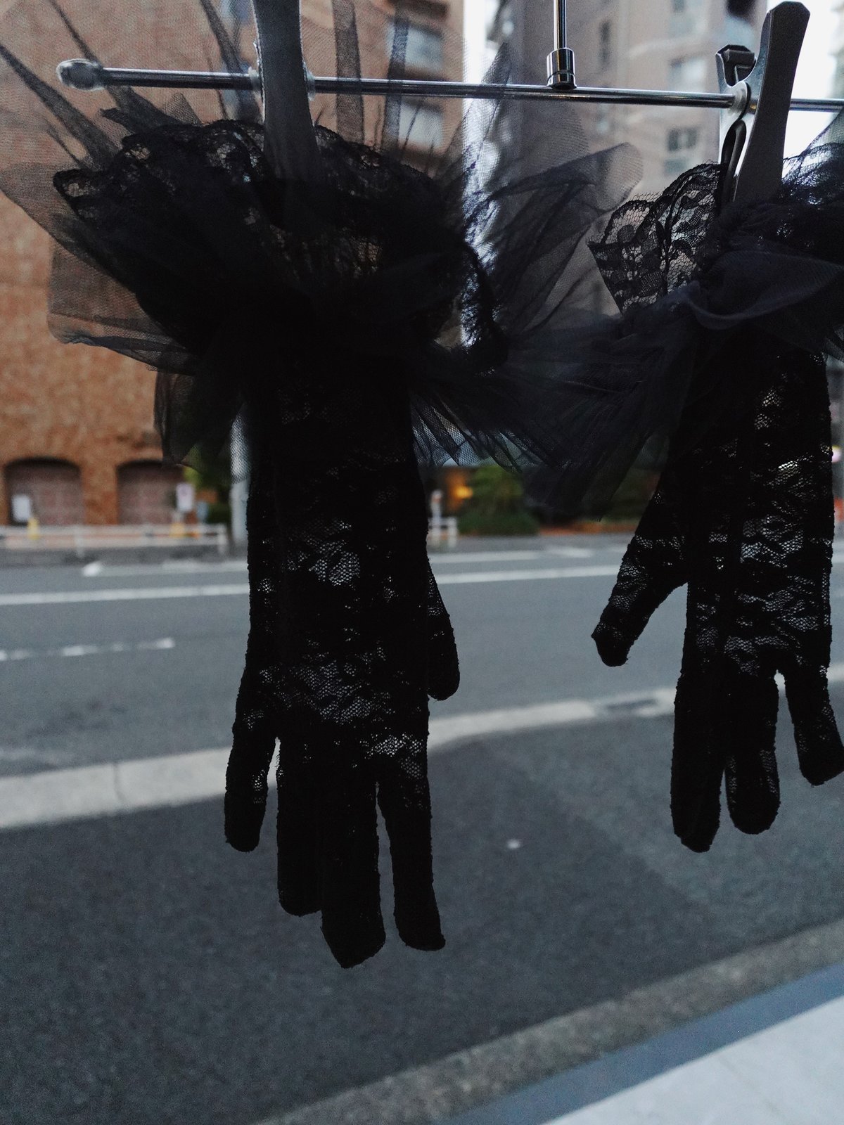 VIVIANO × JURK / Tulle & Lace Gloves | JURK