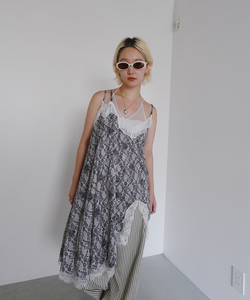 AKIKOAOKI /Ada & Amy 02 | JURK AKIKOAOKI /Ada & Amy 02 | JURK