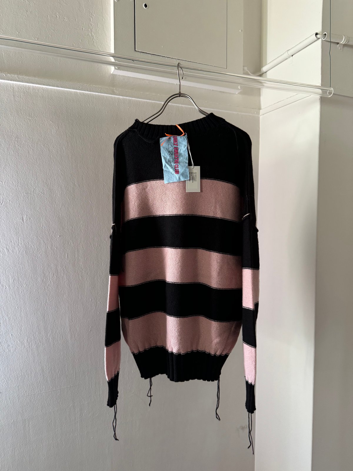 UGLY SWEATER CLUB / #3 ANNOYING | JURK