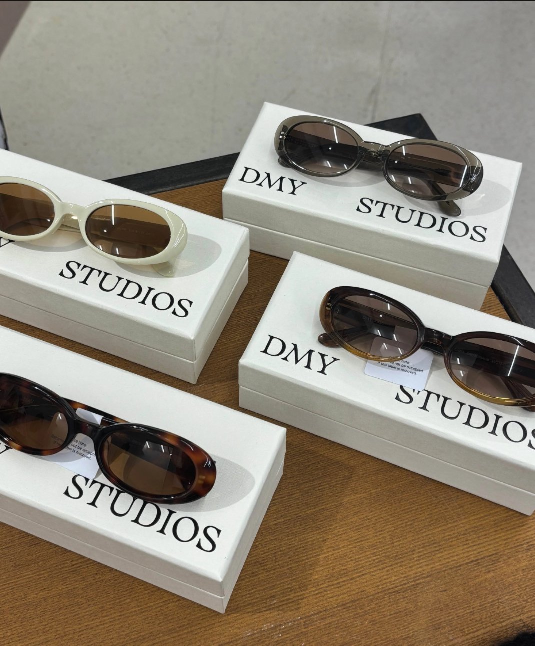 DMY studios / Valentina | JURK