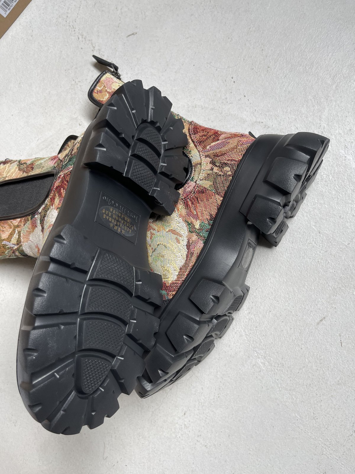 VIVIANO×lost in echo / side gore boots | JURK VIVIANO×lost in echo / side gore boots | JURK