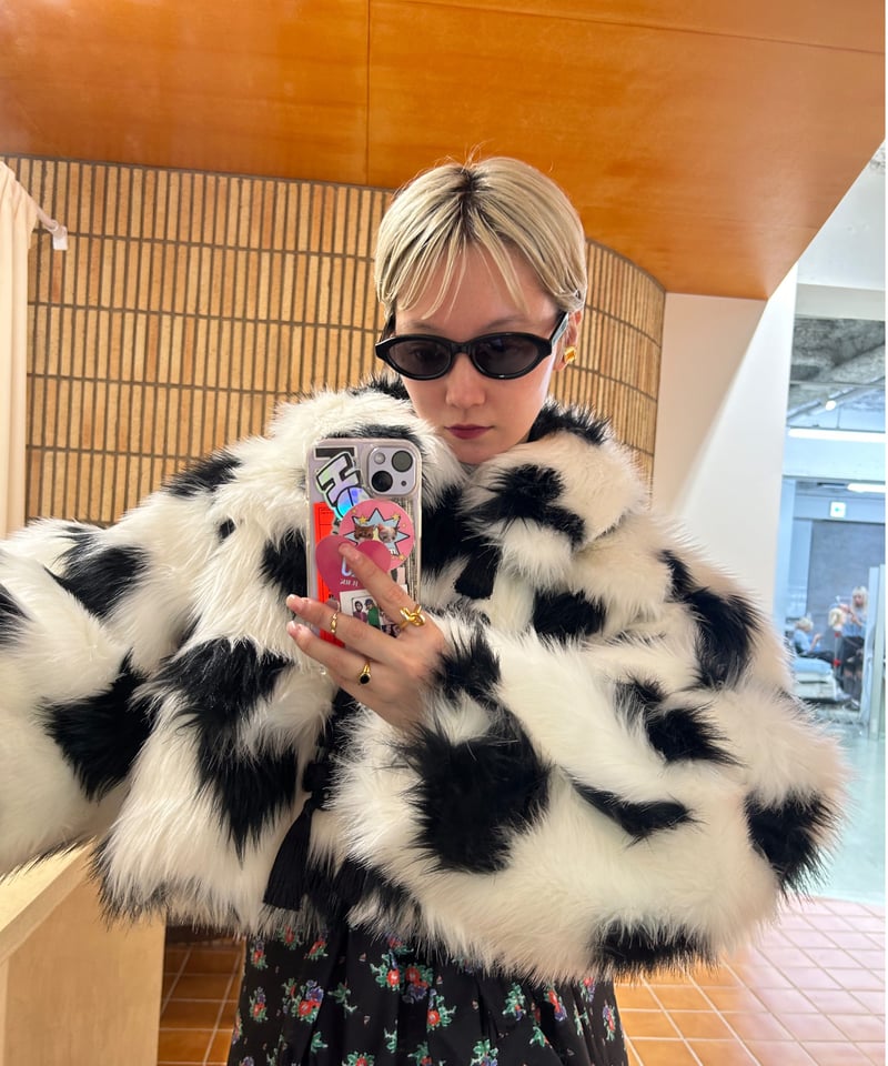 VIVIANO / J08 Curve Sleeve Heart pattern Fur Ja