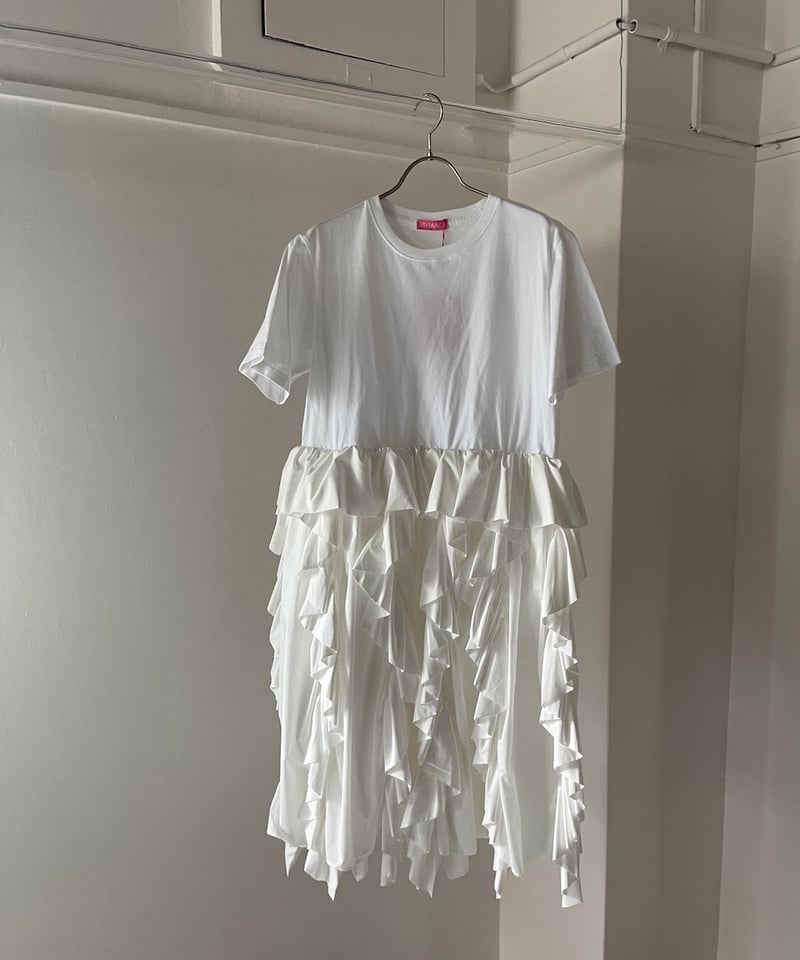 VIVIANO / Ruffle T-shirt | JURK