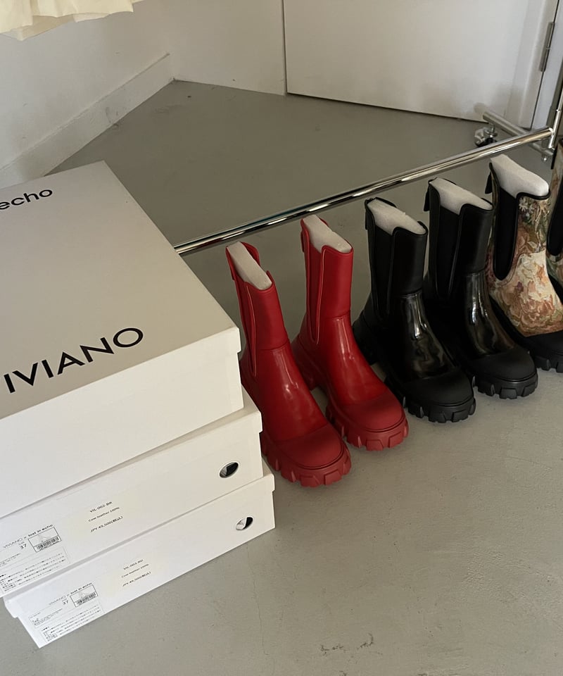 VIVIANO×lost in echo / side gore boots | JURK VIVIANO×lost in echo / side gore boots | JURK