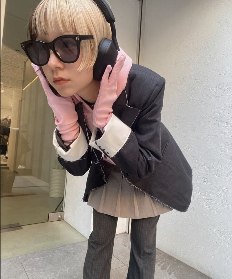 prototypes / cropped glove hoodie | JURK