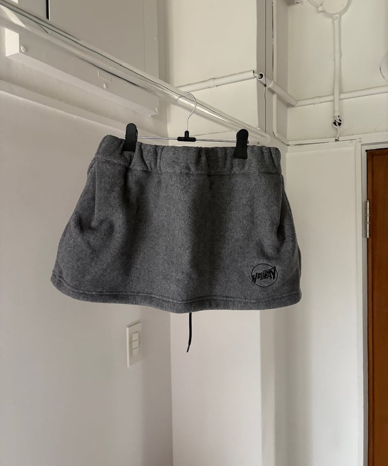 HOLIDAY / CLASSIC FLEECE TUCK MINI SKIRT | JURK