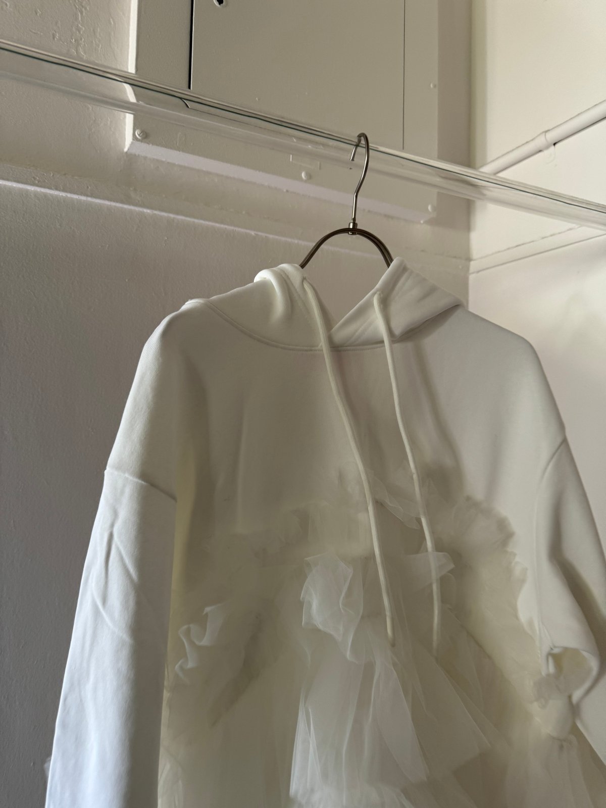 VIVIANO】24aw Swell Tulle Sweat Shirt 【公式通販】