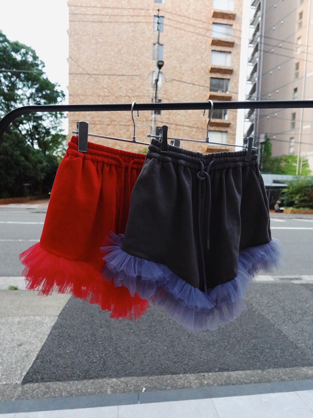 viviano × jurk チュールトップス Viviano x jurk チュールキャミトップス - メルカリ