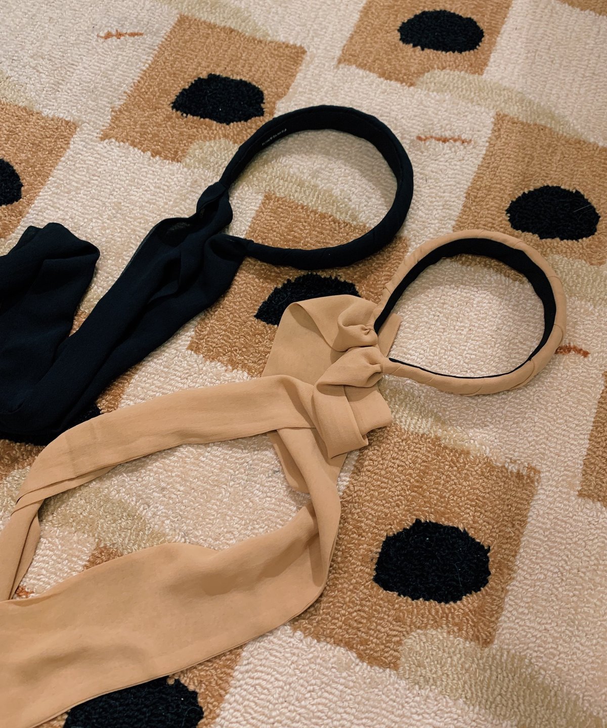 FUMIE=TANAKA / through ribbon head band | JURK