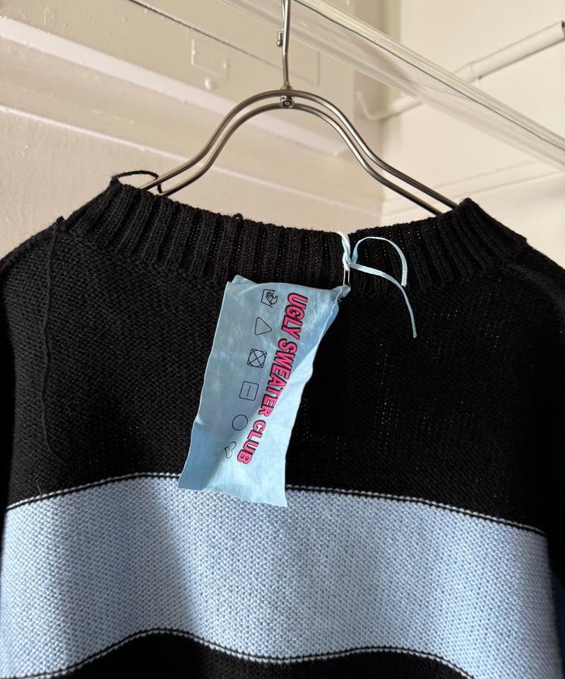 suisui18 ugly sweater club ニット どこか不規則だけれど愛おしい、ドバイを拠点とするニットウェア